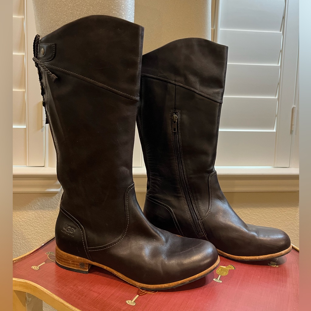 Like New “Ugg Australia” Annabelle Espresso Brown Leather Riding Boots Sz 9